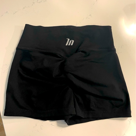 Musclenation booty shorts! - Picture 2 of 3